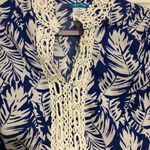 OP Ocean‎ Pacific Hawaiian leaf pattern blouse with crochet detailing size L 12-14 Photo 1