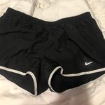 Nike Women’s Shorts Photo 0