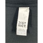 District woMen's V Photo 2