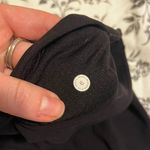 Lululemon  black groove pants size 6 Photo 4