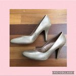 Fergalicious Gold Shimmer Pump Photo 1