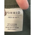Torrid Women’s Shorts Size 26 Olive Green Casual Stretch Mid-Rise Photo 6