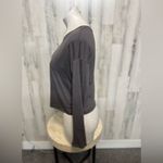 Athleta Gray Long Sleeve Twist Back Top | Lightweight Open Back Yoga Shirt – Siz Photo 2