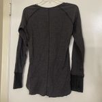 LULULEMON gray stripe long sleeve thermal shirt size 4 Gray Photo 3