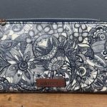 Sakroots  Artist Circle Large Zip Around Wallet multi slots Blue White see pics Photo 0