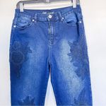 DG2 by Diane Gilman Women's Cotton Blend Dark Wash Jeans with Floral Embroidery Blue Size 8 Photo 2
