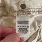 Free People Women’s white corduroy type skinny pants Size 30 Photo 3