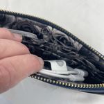 Adrienne Vittadini  studio‎ charging wallet with RFID protection, navy blue Photo 7