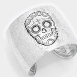 Brand New Womens Boutique Hammered Finish Like a Girl Cuff Bracelet Silver Photo 0