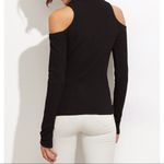 ✨Black Cold Shoulder Ribbed T Photo 3