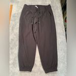 Athleta bounce back Joggers black Photo 0