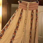 Patrons of Peace Embroidered White Skirt Photo 6
