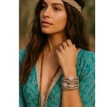 Saachi Multi Photo 7