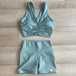 Alo Yoga Alo Set - Botanical Green Photo 1