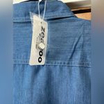 Zeagoo Woman’s Blue Denim Snap Button Up Western Shirt. (229) Photo 1