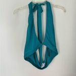 Princess Polly  deep v halter crop top size 12 Photo 7