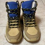 Ash Hiking Boots Photo 3