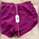 Nike  Dri Fit Women’s‎ Sz M Berry Tempo Running Shorts Photo 8
