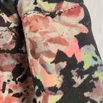 Lululemon  Athletica Hotty Hot Low-Rise Lined Short 2.5" Stencil Blossom Red Sz 6 Photo 3