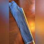 Old Navy The Sweet Heart in size 2 short Photo 5