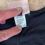 Stillwater snap front cut off scoop neck tee Black Photo 3