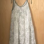 Illa Illa Green and White Printed Dress Photo 0