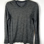Lululemon Gray camo Breeze By Long Sleeve Women’s Size Medium Athletic Running Photo 0