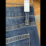 Driftwood Amelia Skraight Crop Classic Fit
Frayed Step Hem Ankle Jeans size 26 Photo 6