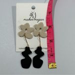 Maker Megan Handmade Retro Floral Polymer Clay Dangle Earrings Black Photo 5