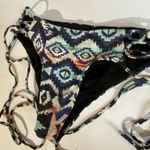 Designer Bikini‎ Bottom Photo 2