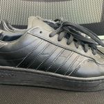 Adidas  Black on Black Team Court Sneaker Mens 7/ Womens 9 Photo 3