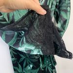 Victoria's Secret Sz XS Robe Chantilly Palm Lace Wrap Kimono Long Sleeve Women’s Photo 3