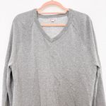 Merona Womens Sweater Size M Gray V Neck Lightweight Knit Classic Minimalist Scandi Photo 2