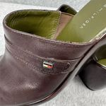 Tommy Hilfiger  Women's Brown Leather Clog Mules Size 9.5M Casual Photo 1