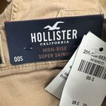 Hollister NWT Women's High-Rise Super Skinny Khaki Pants Size 23 00S Photo 4