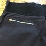 Athleta Mod Trekkie Crop Black Photo 4