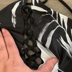 Palm leaf print lace up front halter bikini top Photo 1