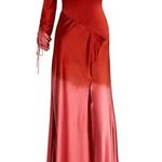 Alejandra Alonso Rojas Dip Photo 1