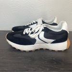 Steve Madden Kendrick Sneakers 10M Black White Retro Chunky Gum Sole Photo 5