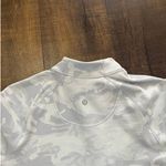 Lululemon  Pace Pursuit Long Sleeve White Camo Top Size 6 Photo 7