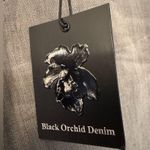 Black Orchid Denim in Women’s Classic Gray Bermuda Cotton Shorts Size 26 Photo 3