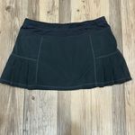 Athleta  Any Sport Pleated Gray Golf Tennis Skort Back Zip Pocket size Medium Photo 1