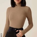 SheIn Turtleneck Photo 0