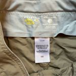 Mountain Hardwear 2 in 1 pants to shorts size 8 Photo 2