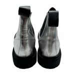 Steve Madden Baylor Silver Metallic Leather Chelsea Boots Women’s Size 9 Photo 3
