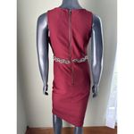 Romeo + Juliet Couture Dress In Wine Burgundy With Sequin Accent And Keyhole Photo 6