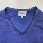 Wrangler  Crochet Lace V-neck Top Size Medium distressed blue crochet sleeves Photo 2