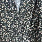 Universal Threads Universal Thread Green Floral Corduroy Vneck Long Sleeve Blouse Size Medium Photo 3