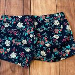 SO 3/$22🌞  Floral Button Shorts Photo 4
