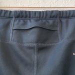 New Balance Women’s Classic Cropped Athletic Leggings Size Small Photo 6